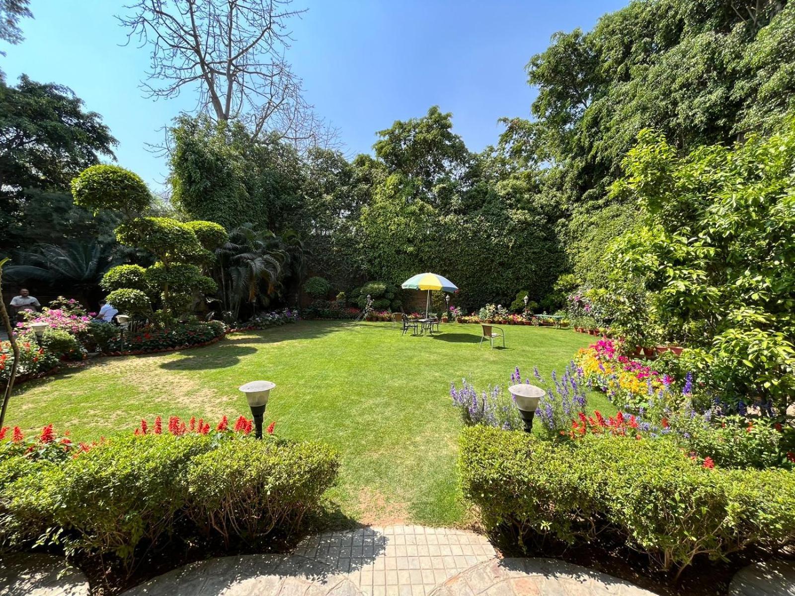 The Estate Villa Nowe Delhi Zewnętrze zdjęcie